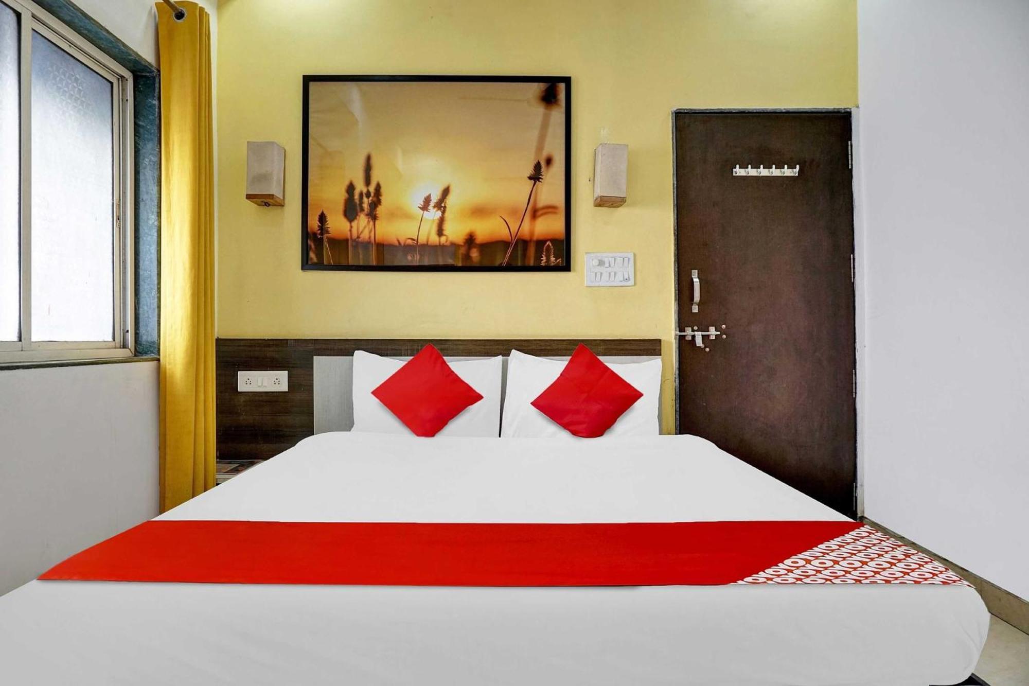 Hotel O Pimprii Stays Buitenkant foto