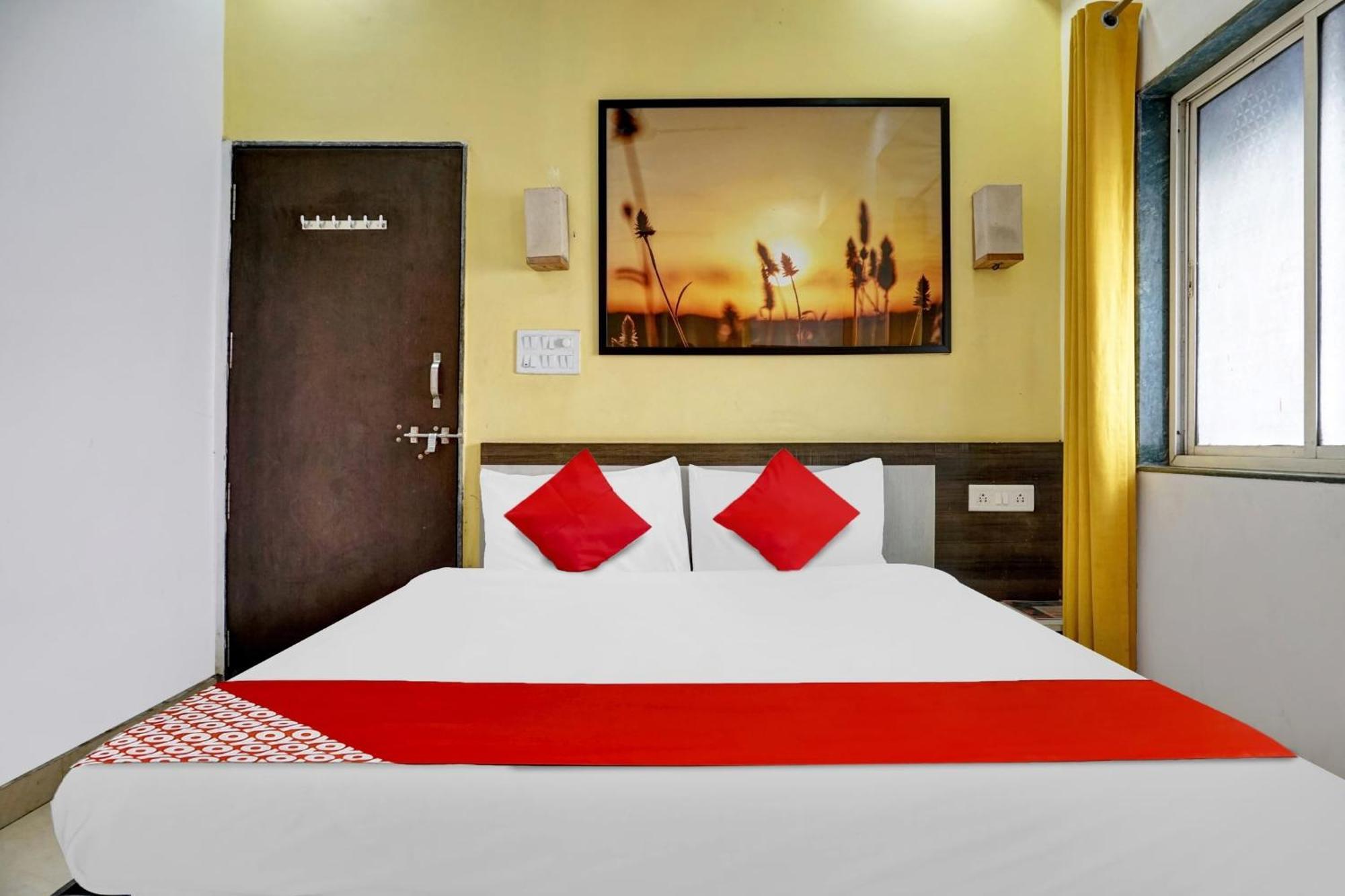 Hotel O Pimprii Stays Buitenkant foto