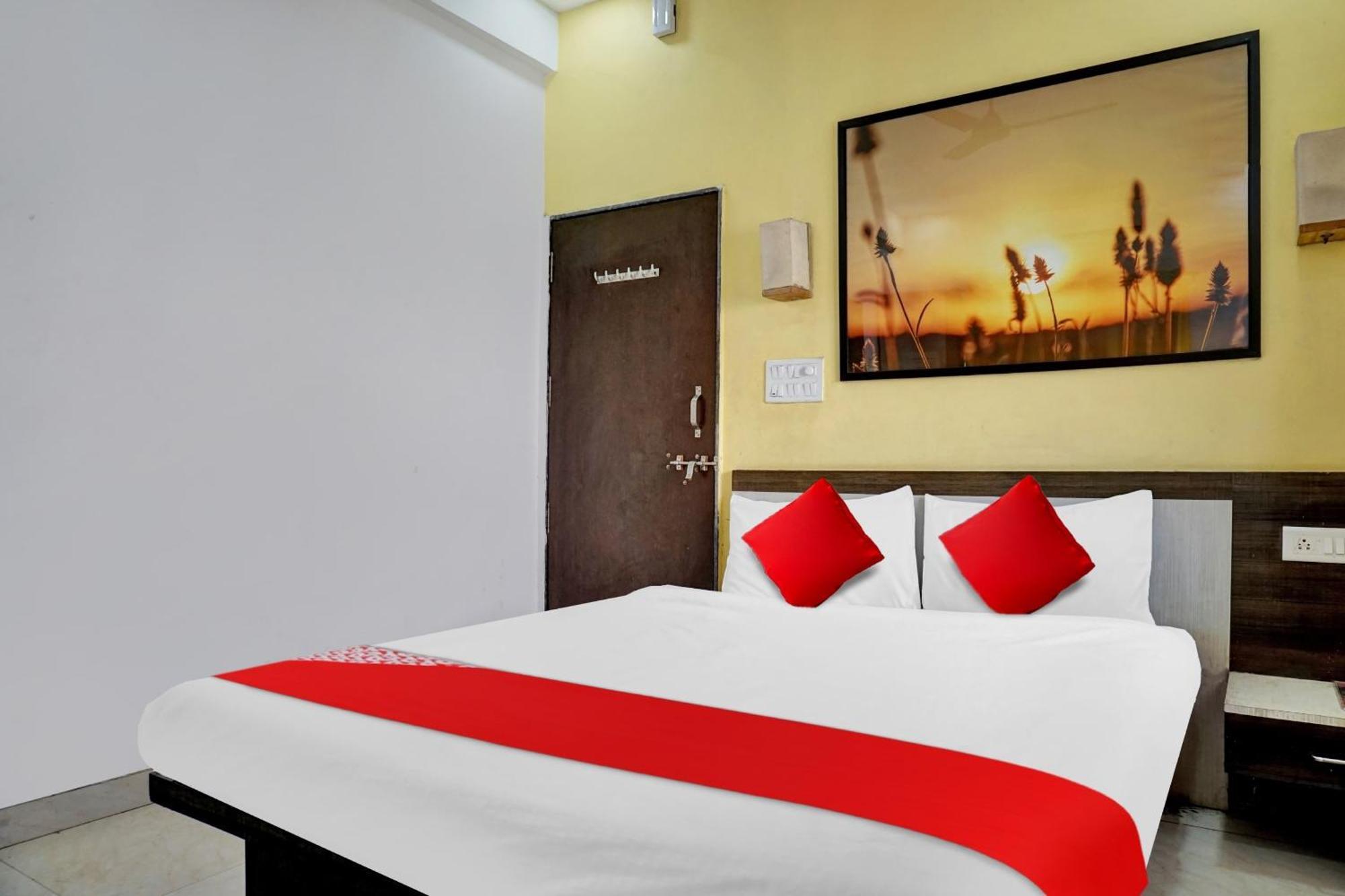 Hotel O Pimprii Stays Buitenkant foto